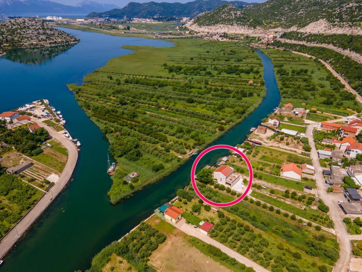 Apartmani Mostina Near River Плоче Экстерьер фото