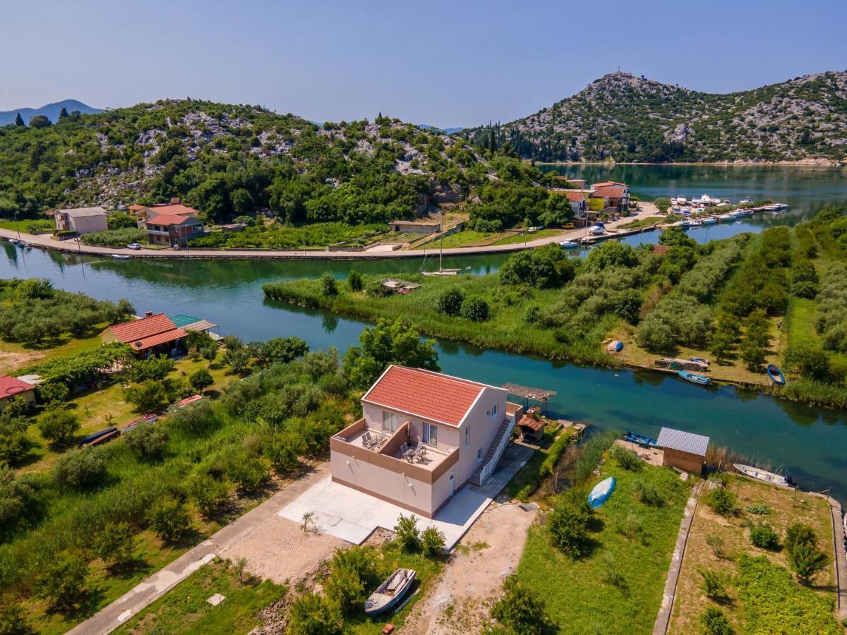 Apartmani Mostina Near River Плоче Экстерьер фото
